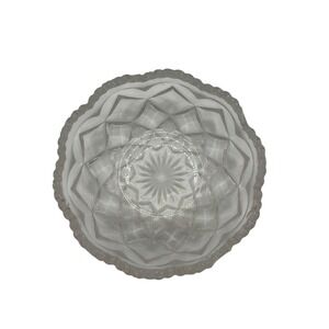 Clear Pressed Glass Candy Dish Bowl with Scalloped Edge Vintage‎ Decor
